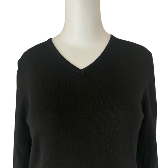 HENRI BENDEL Vintage Extra Fine Merino Wool Black V-Neck Sweater Classic Size M - Picture 4 of 13
